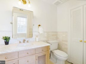 625 S Saint Asaph Street, Alexandria VA 22314