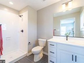 456 Woodcrest Drive SE 456A, Washington DC 20032