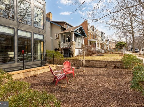 129 Varnum Street NW 6, Washington DC 20011