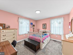 251 Kossuth Avenue, Folsom PA 19033