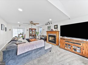 251 Kossuth Avenue, Folsom PA 19033