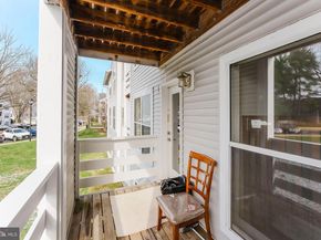 10300 Appalachian Circle 208, Oakton VA 22124