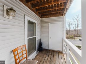 10300 Appalachian Circle 208, Oakton VA 22124