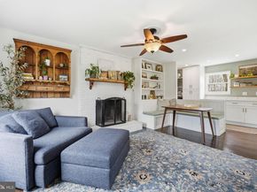 10172 Yorktown Way, Great Falls VA 22066