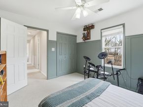 10172 Yorktown Way, Great Falls VA 22066