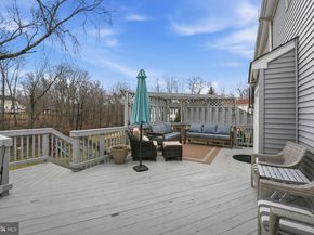 10172 Yorktown Way, Great Falls VA 22066