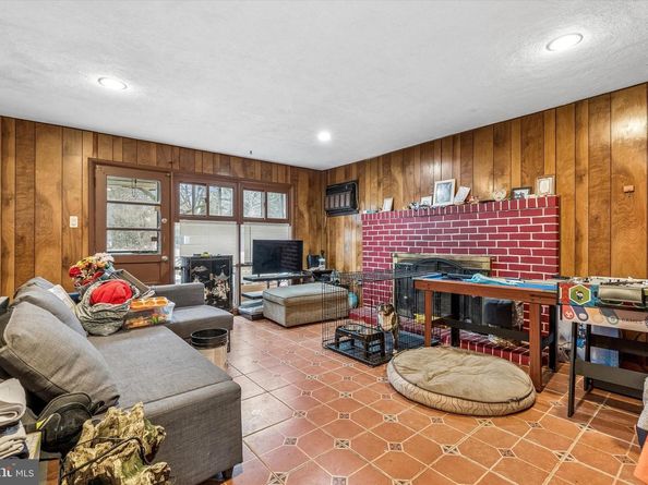 140 Church Road, Elkins Park PA 19027