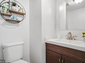 8605 Alicia Street, Philadelphia PA 19115