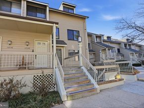 11240 Harbor Court 11240, Reston VA 20191