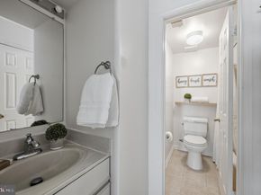 11240 Harbor Court 11240, Reston VA 20191