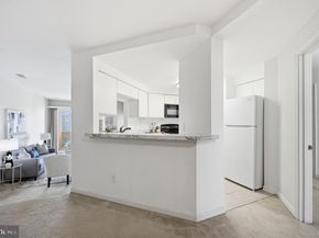 11240 Harbor Court 11240, Reston VA 20191