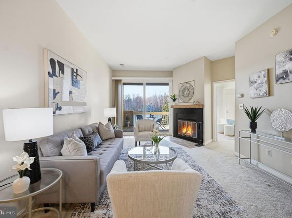 11240 Harbor Court 11240, Reston VA 20191