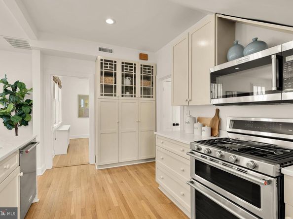 6815 Delaware Street, Chevy Chase MD 20815