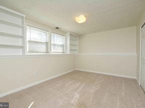 211 Amy Court, Sterling VA 20164