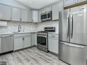 211 Amy Court, Sterling VA 20164