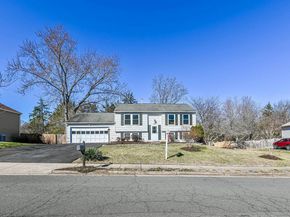 211 Amy Court, Sterling VA 20164