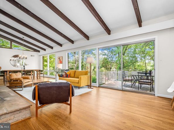 9115 Levelle Drive, Chevy Chase MD 20815