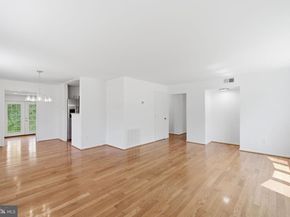 2146 Pimmit Drive, Falls Church VA 22043