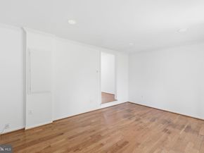 2146 Pimmit Drive, Falls Church VA 22043