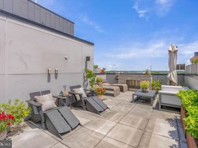 308 N 2nd Street, Philadelphia PA 19106