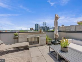 308 N 2nd Street, Philadelphia PA 19106