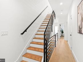 2812 S 9TH Street, Philadelphia PA 19148