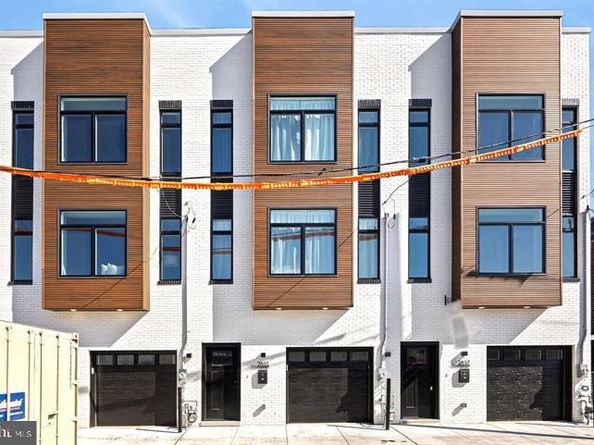 2812 S 9TH Street, Philadelphia PA 19148