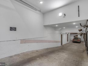 722 N 3rd Street, Philadelphia PA 19123