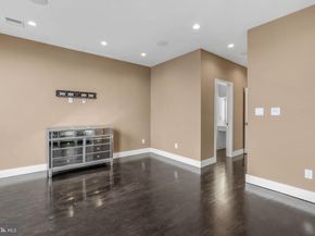 722 N 3rd Street, Philadelphia PA 19123