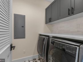 722 N 3rd Street, Philadelphia PA 19123