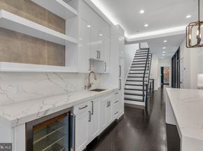 722 N 3rd Street, Philadelphia PA 19123