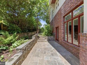 3190 N Woodrow Street, Arlington VA 22207
