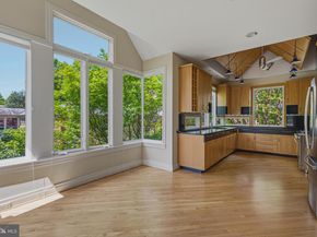 3190 N Woodrow Street, Arlington VA 22207