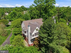 3190 N Woodrow Street, Arlington VA 22207