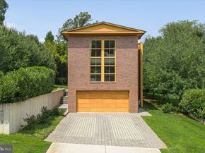 2500 Buckelew Drive, Falls Church VA 22046