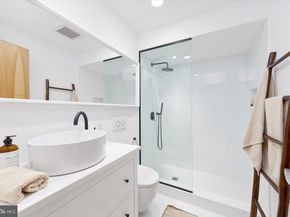 2500 Buckelew Drive, Falls Church VA 22046