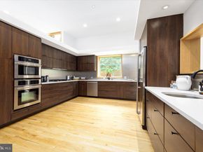2500 Buckelew Drive, Falls Church VA 22046