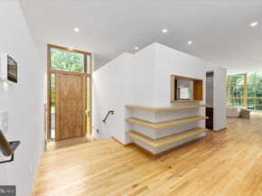 2500 Buckelew Drive, Falls Church VA 22046