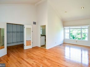 11061 Tottenham Lane, Reston VA 20194