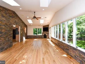 11061 Tottenham Lane, Reston VA 20194