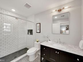 731 Park Road NW A, Washington DC 20010