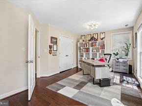 1305 Key Drive, Alexandria VA 22302