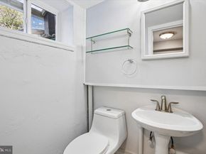 1305 Key Drive, Alexandria VA 22302
