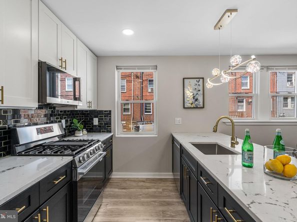 4220 Oakmont Street, Philadelphia PA 19136