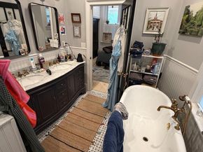 813 S 49TH Street, Philadelphia PA 19143