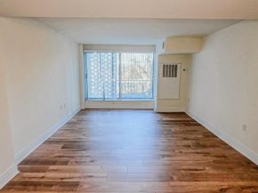 800 4TH Street SW S402, Washington DC 20024