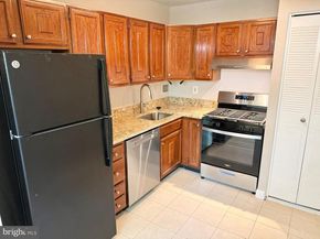 6141 Leesburg Pike 404, Falls Church VA 22041