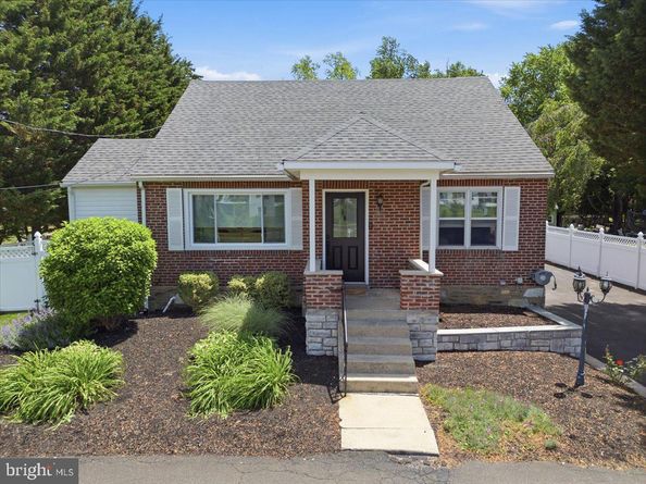 3025 Pine Road, Huntingdon Valley PA 19006