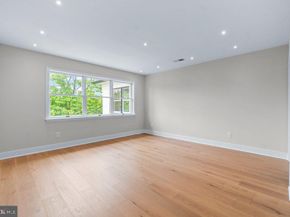 6002 Onondaga Road, Bethesda MD 20816