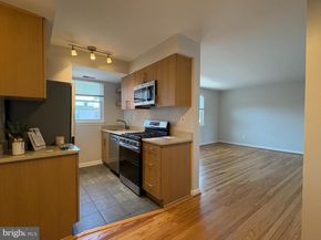 1627 Massachusetts Avenue SE 302, Washington DC 20003